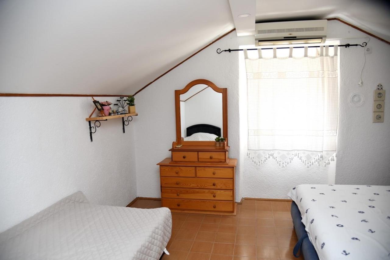 Mansarda Apartment كوتور المظهر الخارجي الصورة